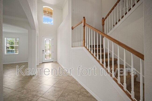 Building Photo - 4234 Bluegrass Dr