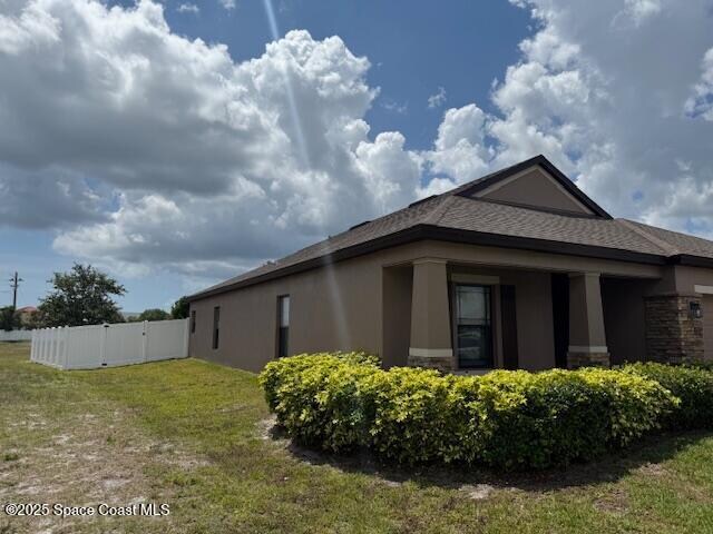 Foto del edificio - 1475 Fuji Dr