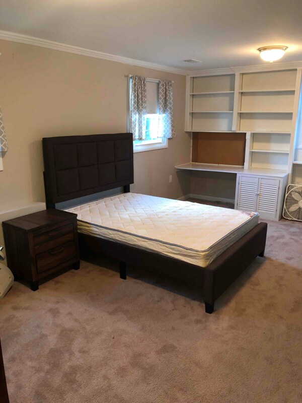 Foto del edificio - 2260 Mistwood Cir