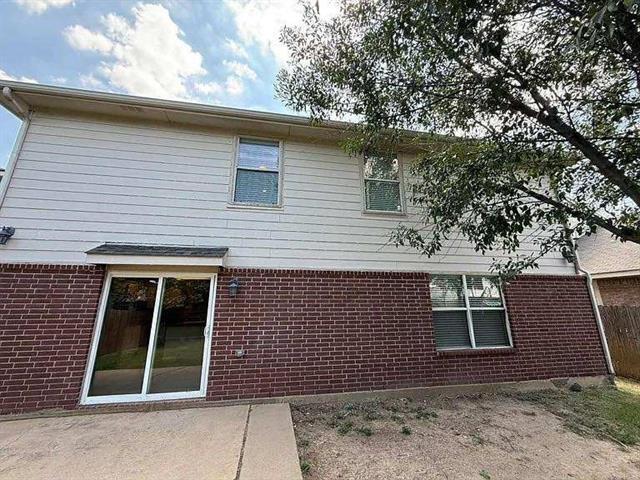 Foto del edificio - 8813 Stirrup Way