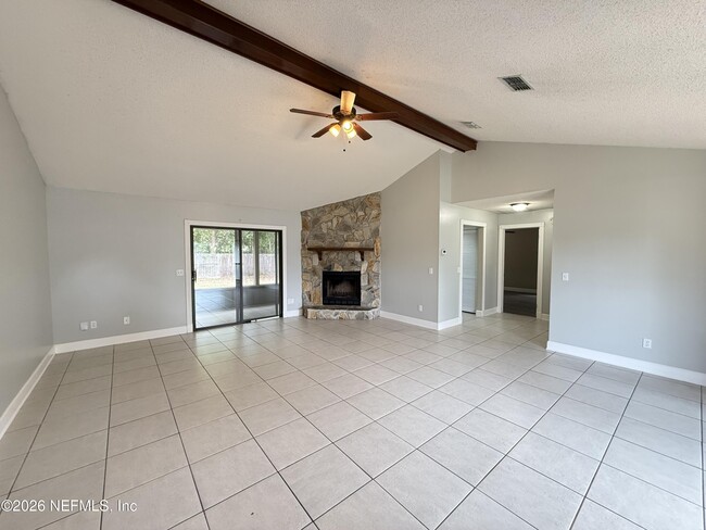 Building Photo - 8326 Cross Timbers Dr W