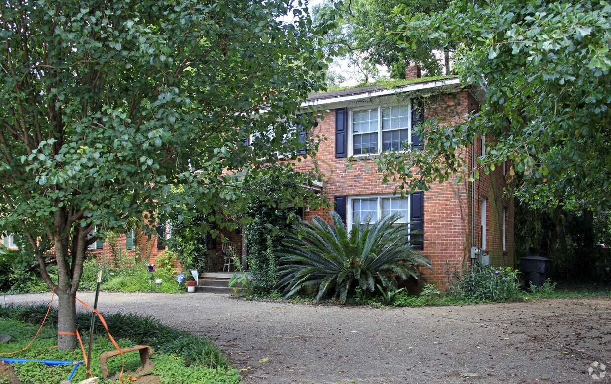 Building Photo - 115 Franklin Blvd
