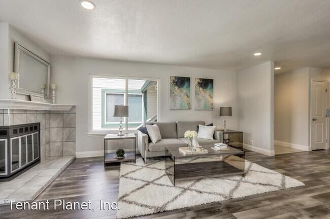 Building Photo - 2 br, 2 bath House - 1398 Lick Ave.