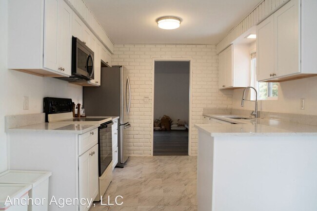 Building Photo - 3 br, 2 bath House - 20422 120th Ave SE