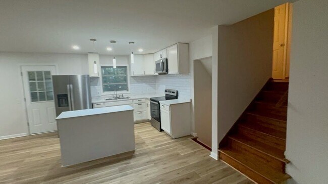Foto del edificio - 2644 Preston Dr