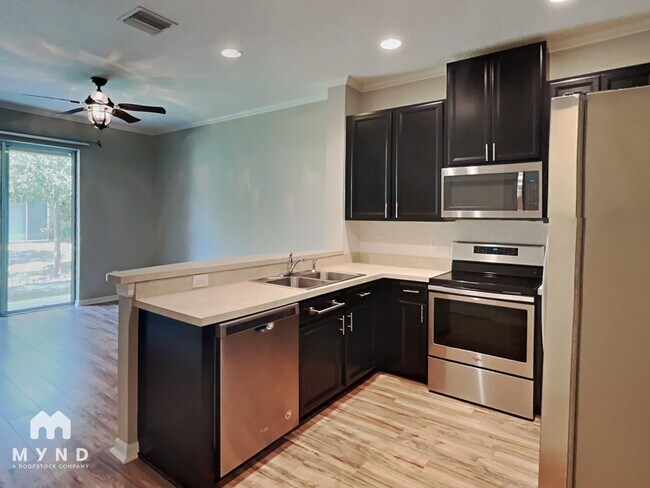 Building Photo - 7043 Spotted Deer Pl