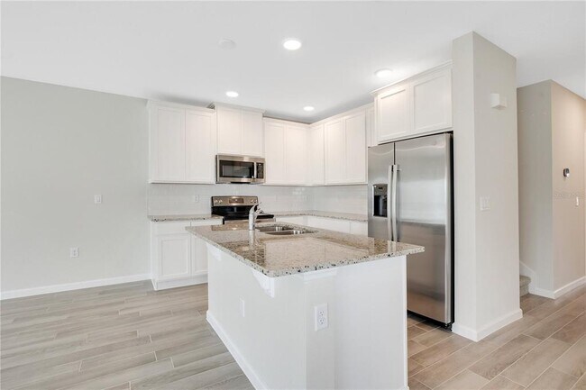 Foto del edificio - 2871 N Narcoossee Rd