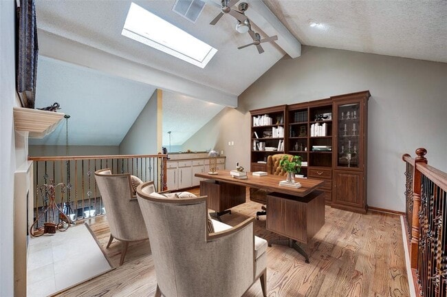 Virtually Staged - 5141 Del Monte Dr