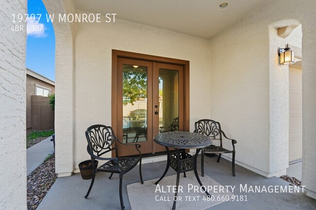 Foto del edificio - 19797 W Monroe St