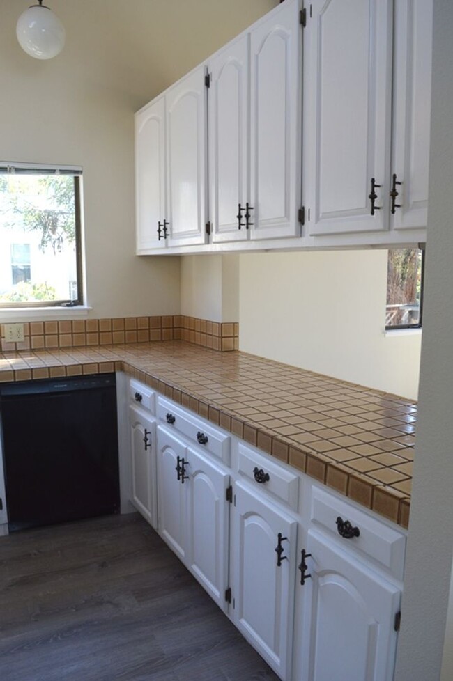 Building Photo - Steps from Caledonia Street w/Two Car Garage!