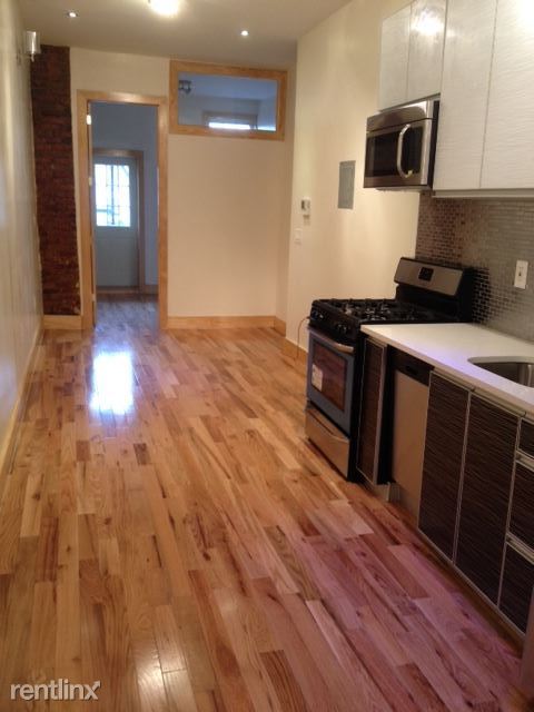 Primary Photo - 164 Eagle St
