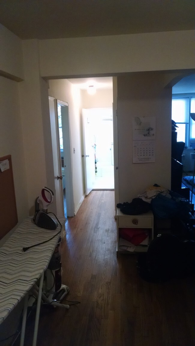 Building Photo - 2160 Center Ave