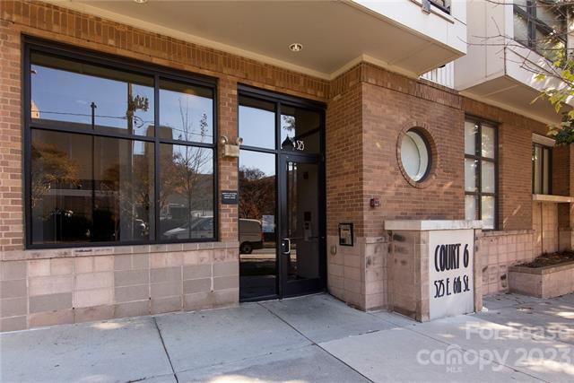 Foto del edificio - 525 E 6th St