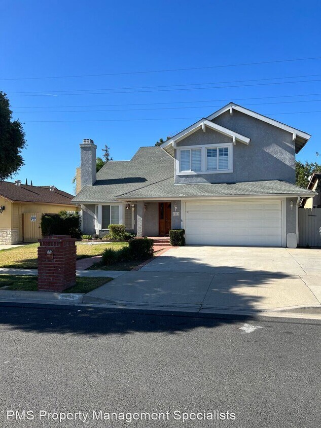 Primary Photo - 4 br, 2.5 bath House - 2173 Hietter St