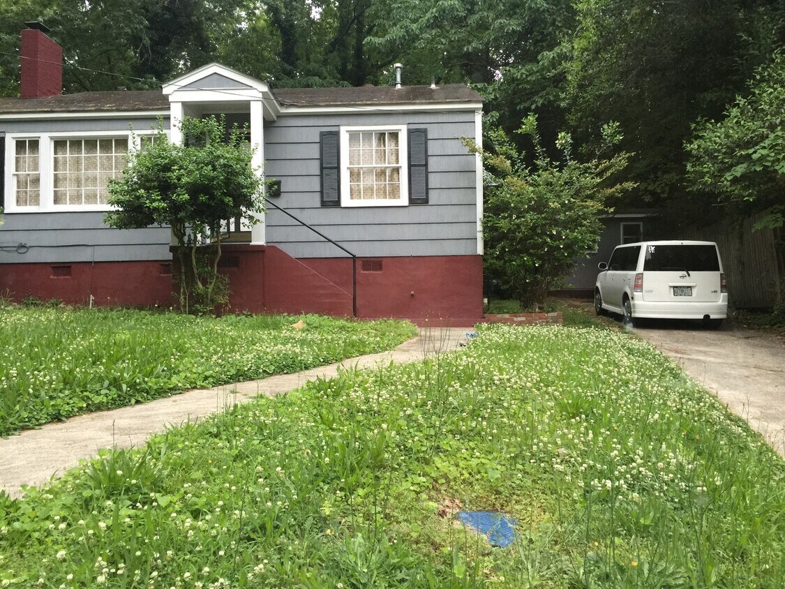 Foto del edificio - 1621 Marqueritte Avenue, Anniston, Alabama