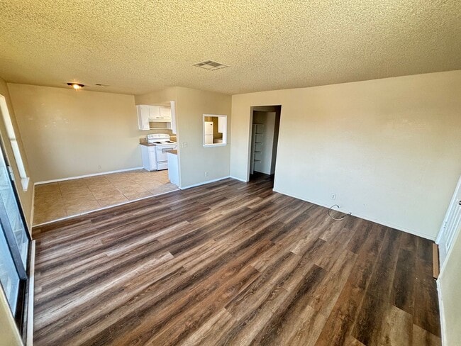 Building Photo - 6991 Kepler Dr