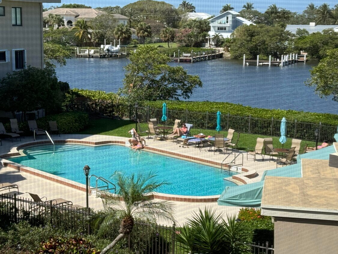 Foto principal - 3605 S Ocean Blvd