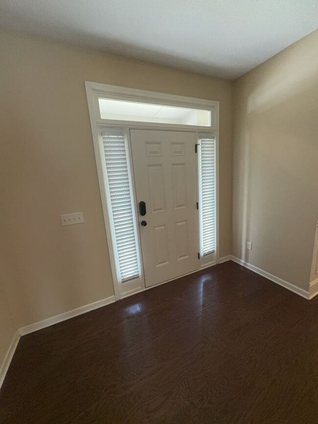 Building Photo - 9300 Yarbrough Rd