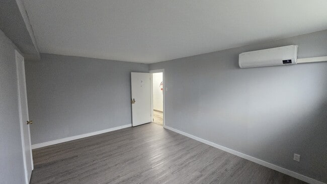 Photo du bâtiment - 9 Connaught Ave