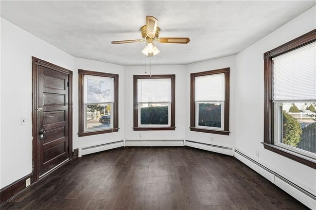 Foto del edificio - 93 Oakland Ave