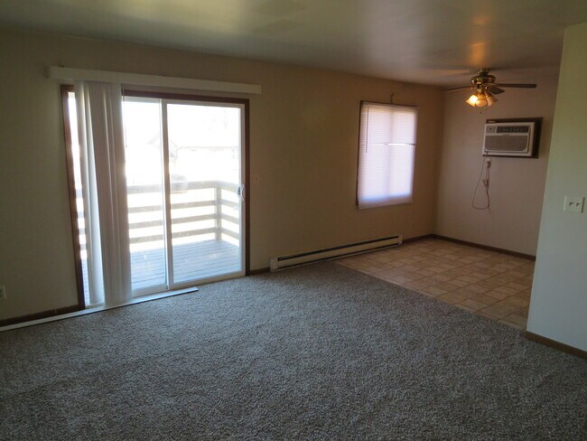 Foto del edificio - 2304 Ashland Dr