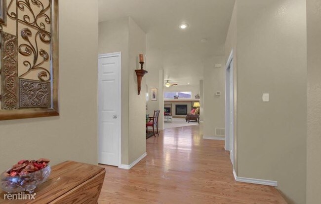 Building Photo - 4 br, 3 bath House - 9574 Roxborough Park Ct