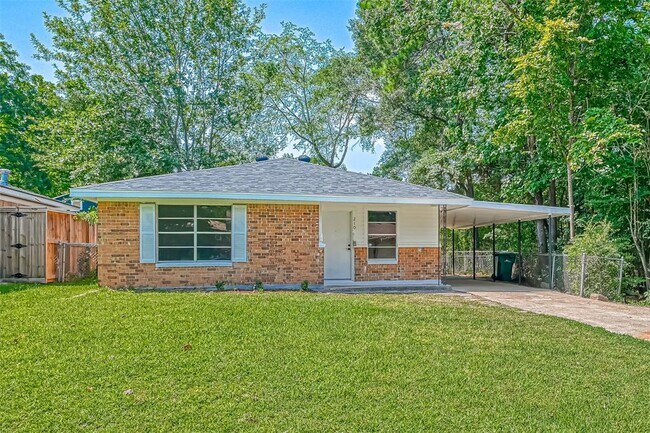 Foto del edificio - 210 Pine Hill Dr