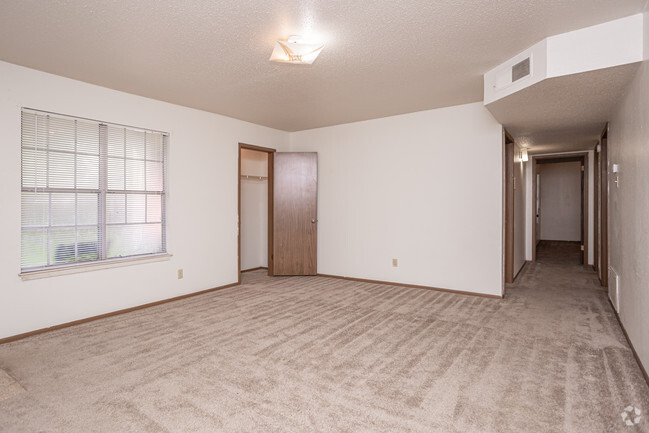 Interior Photo - Laurel Oak Village