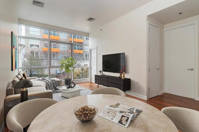 Building Photo - 2 bedroom in BROOKLYN NY 11249