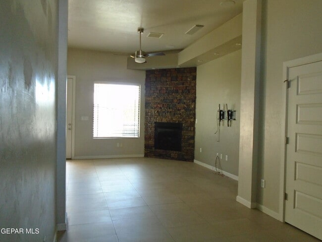 Building Photo - 7364 Brays Landing Drive