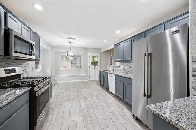 Building Photo - 101 Muscovy Ln