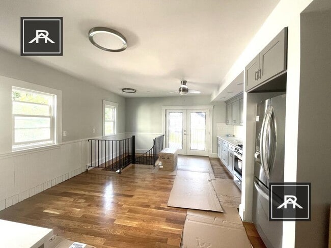 Foto del edificio - 3 bedroom in Brighton MA 02135