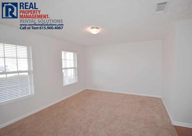 Building Photo - 4BR/3BA in Blackman Farms, triple Blackman schools, washer and dryer included, fenced yard!