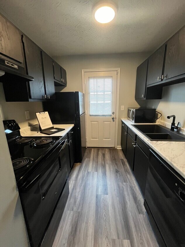 2-Bedroom Townhome - 2-Bedroom Townhome