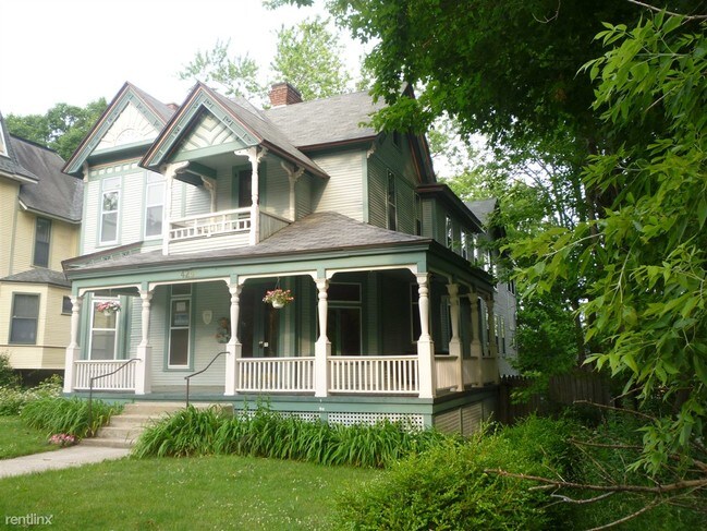 Building Photo - 423 Prospect Ave SE