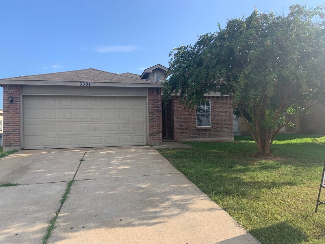 Foto principal - 3301 Neel Ct