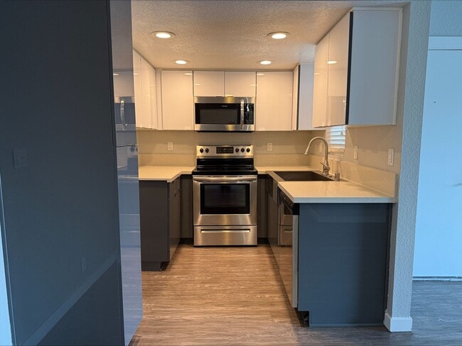 Interior Photo - The 3900 Apartments
