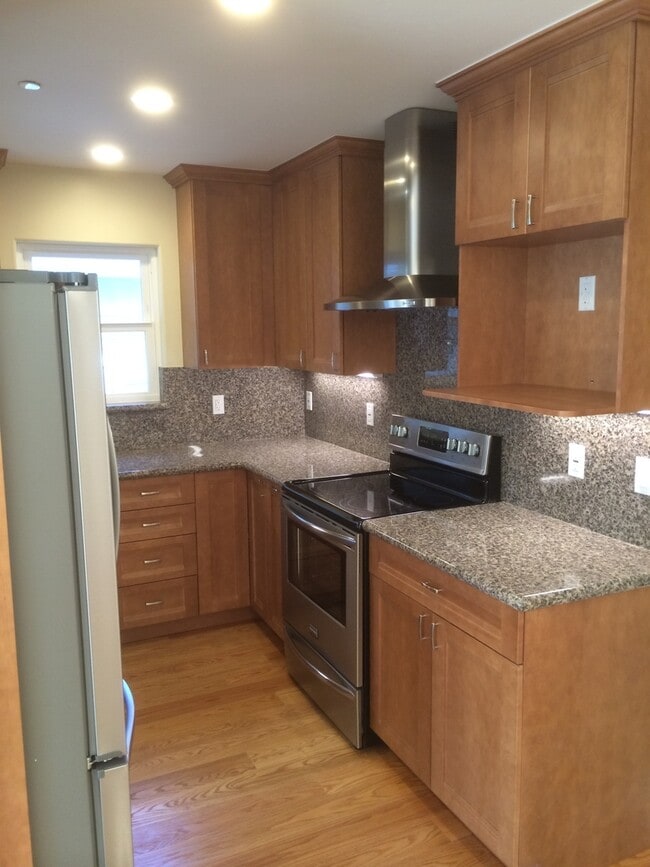 Foto del edificio - 2 Bed 2 Bath House Downtown Palo Alto in Crescent Park.