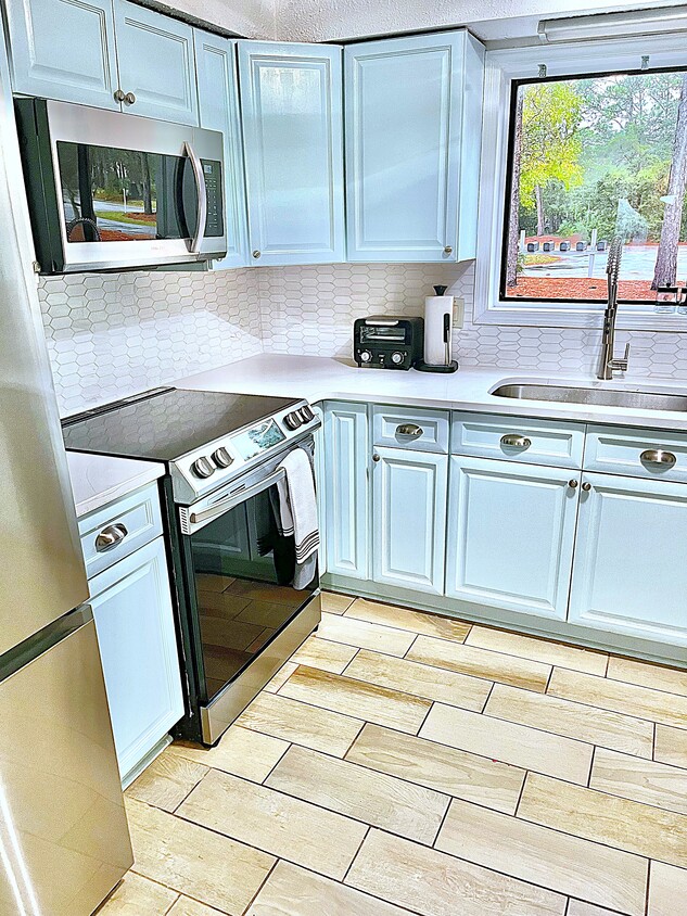 Foto principal - 1809 Crooked Pine Dr