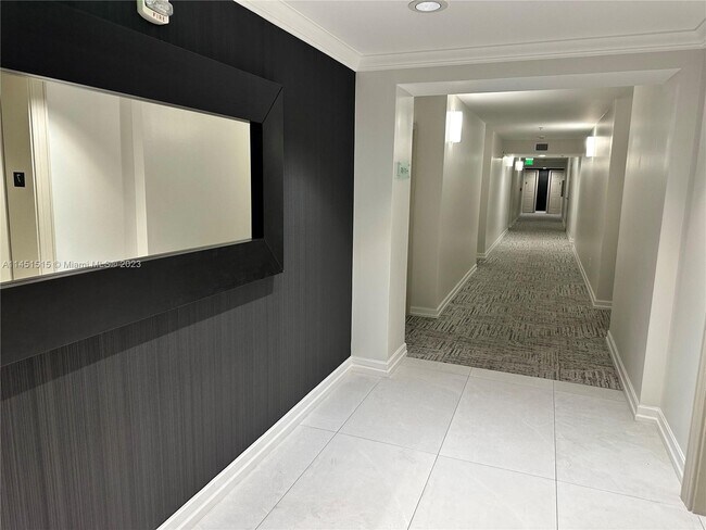 Foto del edificio - 2665 SW 37th Ave