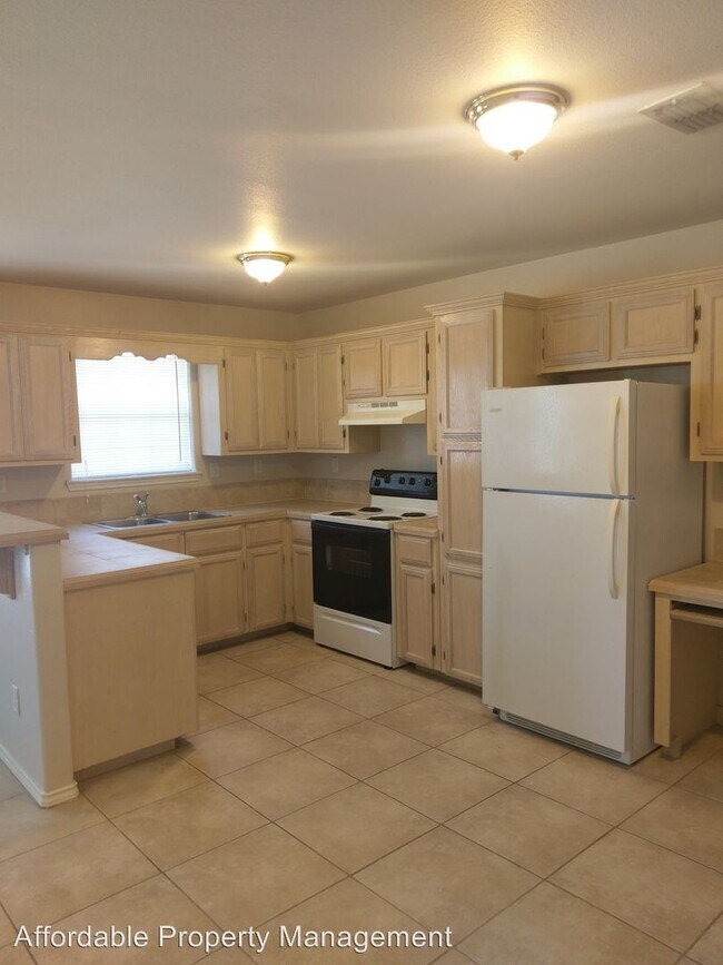 Building Photo - 20772 Alta Vista Ct