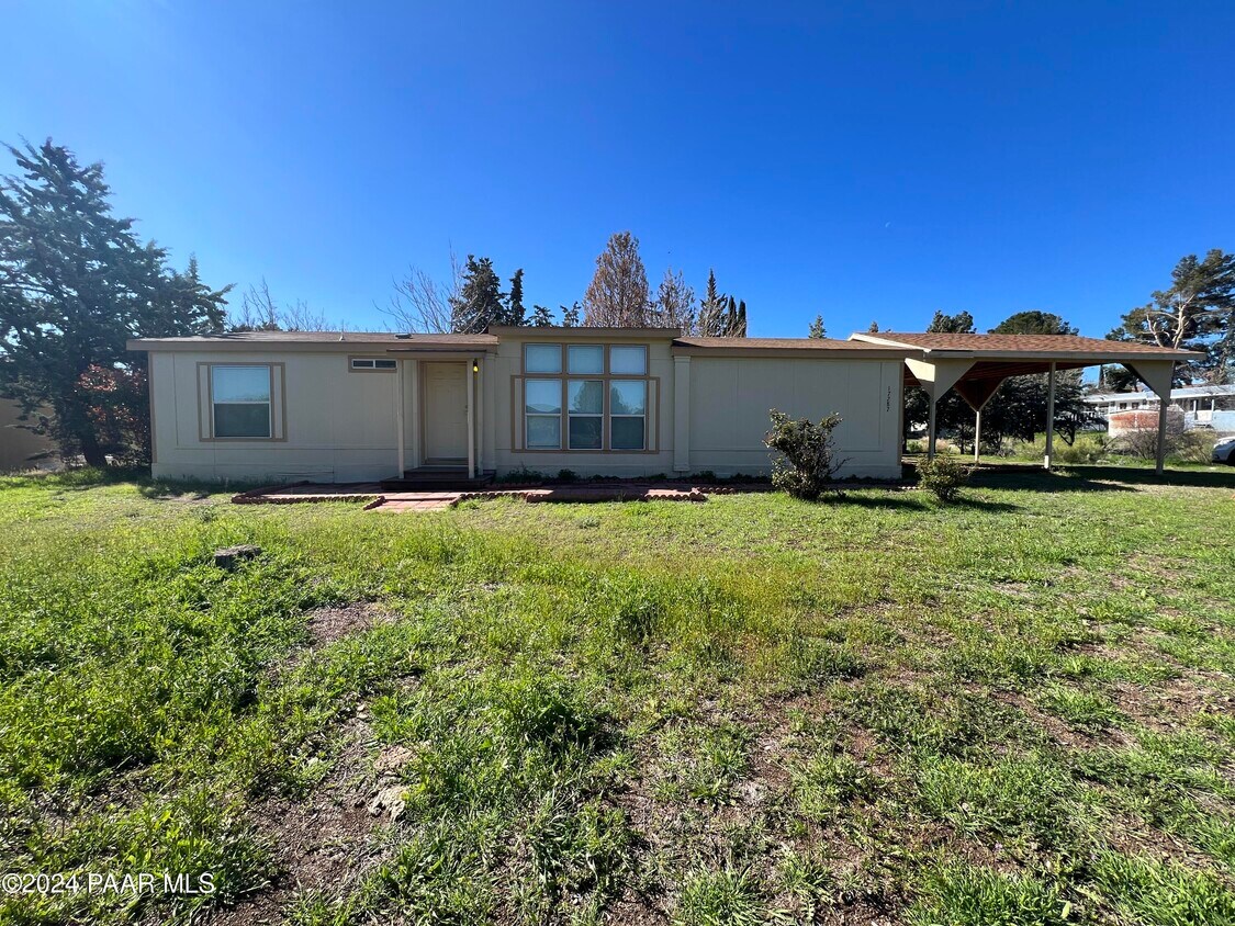 Primary Photo - 17287 E Lakeview Ct