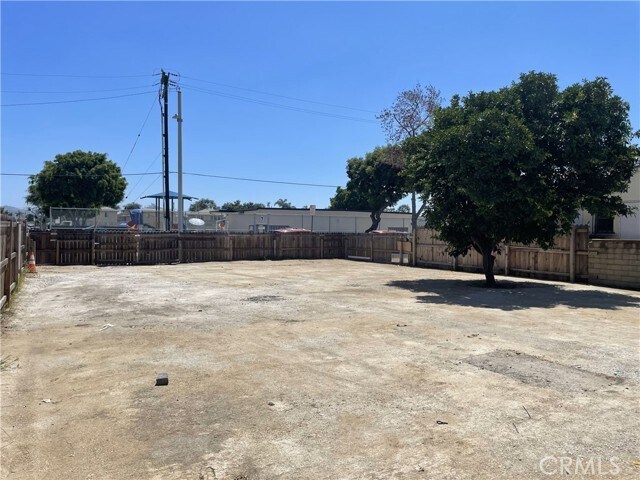 Foto del edificio - 349 N 3rd St