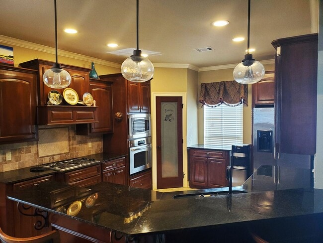 Building Photo - 416 Dogwood S Ln