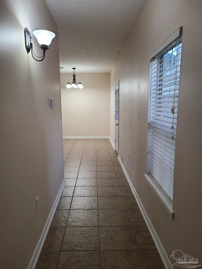 Building Photo - 3671 Quail Run Rd