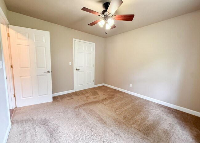 Foto del edificio - Commutable 2/1 Apartment • Water Included • Batesville