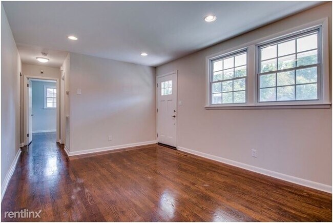 Building Photo - 4 br, 3 bath House - 853 Rose Park Dr