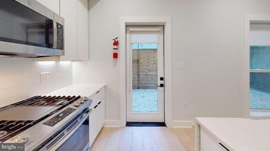 Building Photo - 1117 24th St NW