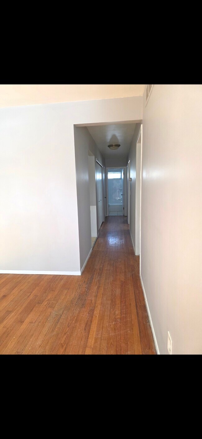 Building Photo - 20766 Ehlert Ave