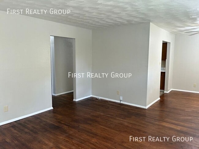 Photo - 2526 Kennedy Ave House